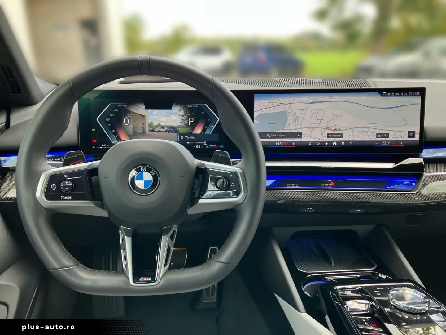 BMW 520d xDrive Touring M Sport Pro_Panoramic_B&W