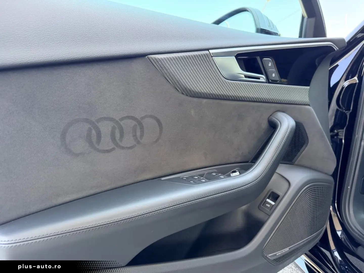 AUDI RS 4 Avant Performance