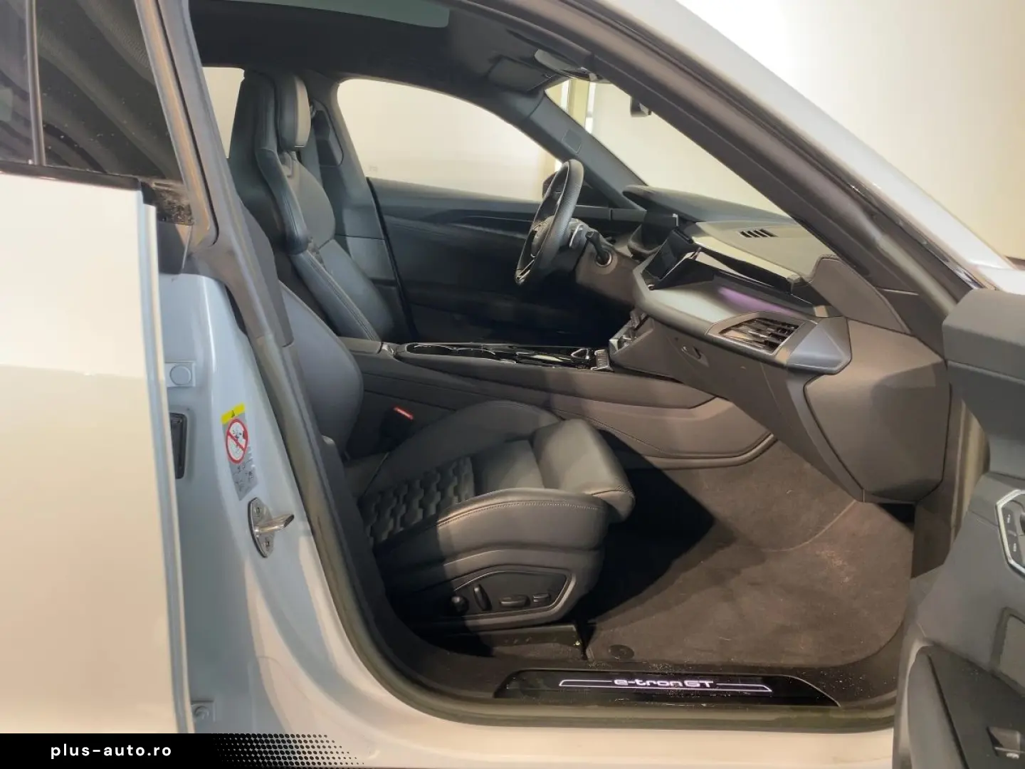 AUDI e-tron GT Quattro Navi Matrix Head Up