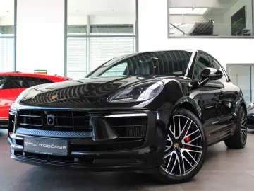 PORSCHE MACAN GTS SPORT-DESIGN