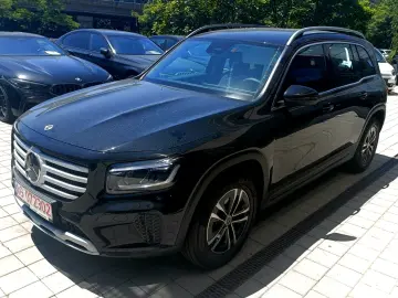 Mercedes-Benz GLB 200