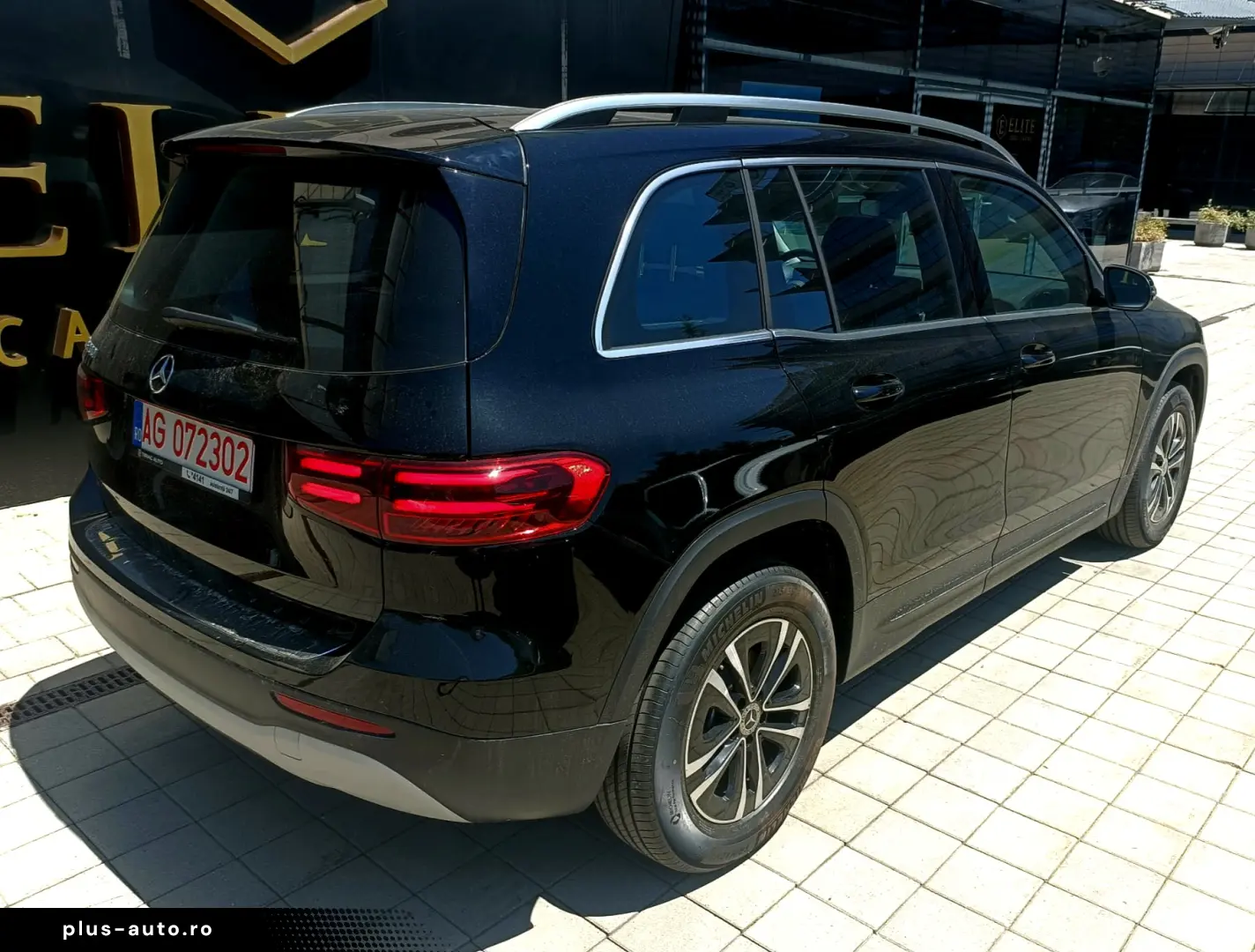 Mercedes-Benz GLB 200