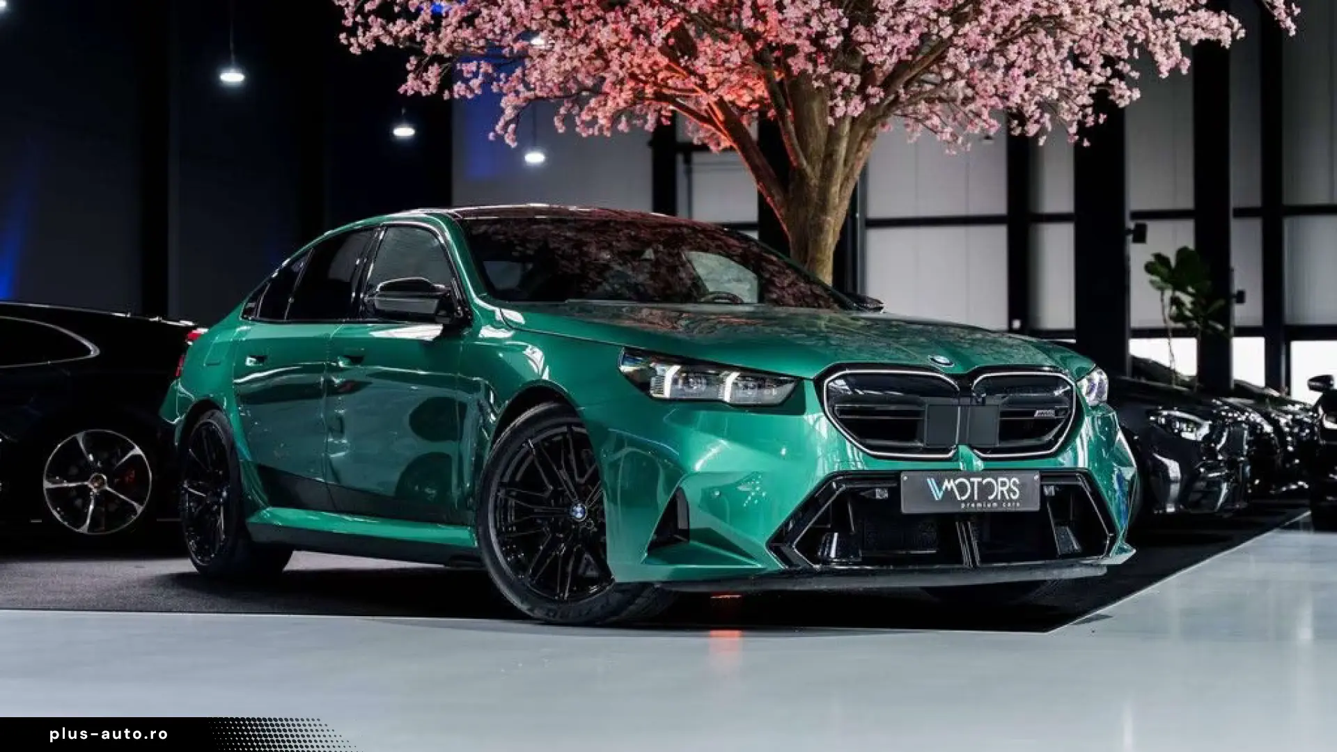 BMW M5 G90   727 CP • V8 PHEV • M DRIVE PRO