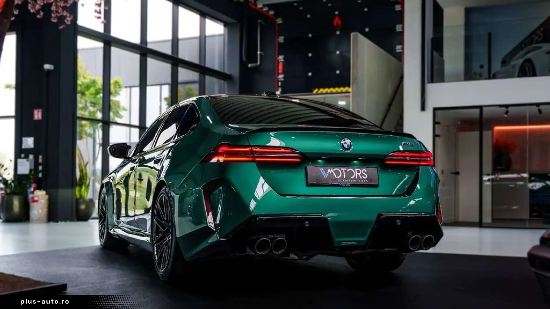 BMW M5 G90   727 CP • V8 PHEV • M DRIVE PRO