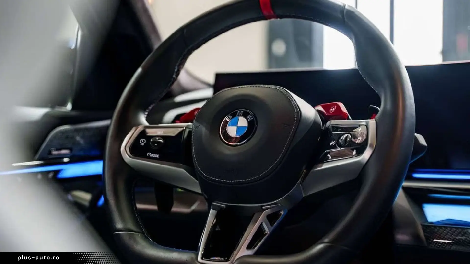 BMW M5 G90   727 CP • V8 PHEV • M DRIVE PRO