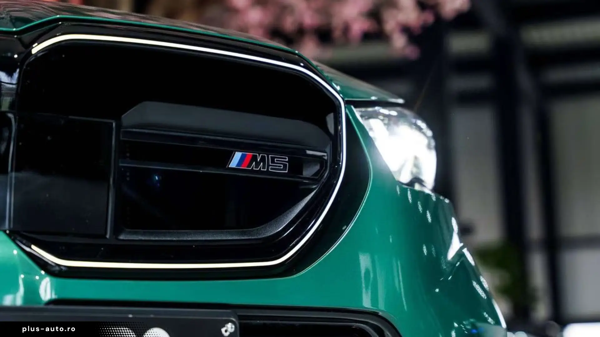 BMW M5 G90   727 CP • V8 PHEV • M DRIVE PRO