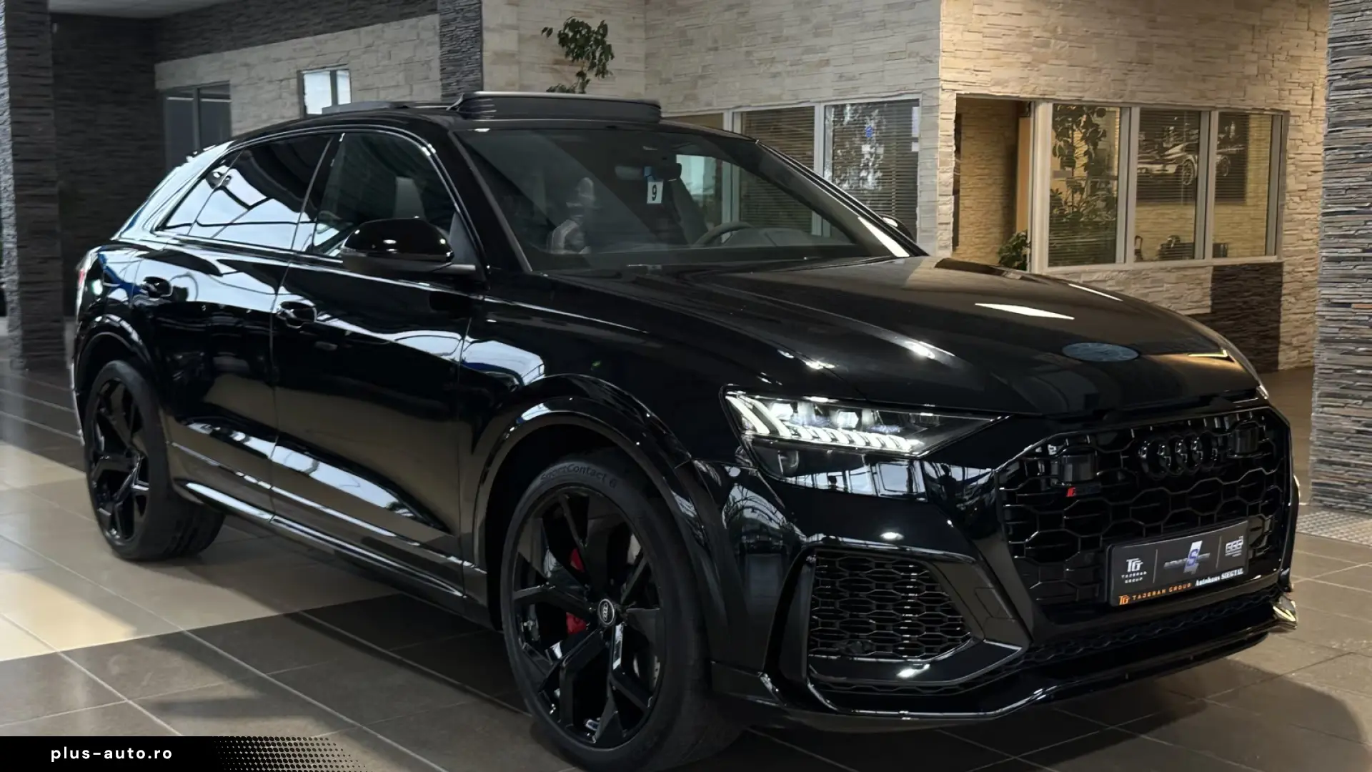 Audi RS Q8 quattro   V8 BITURBO PANO • MATRIX LED