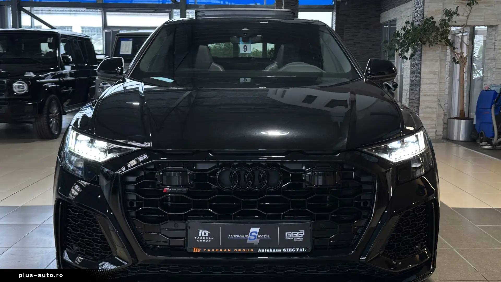 Audi RS Q8 quattro   V8 BITURBO PANO • MATRIX LED