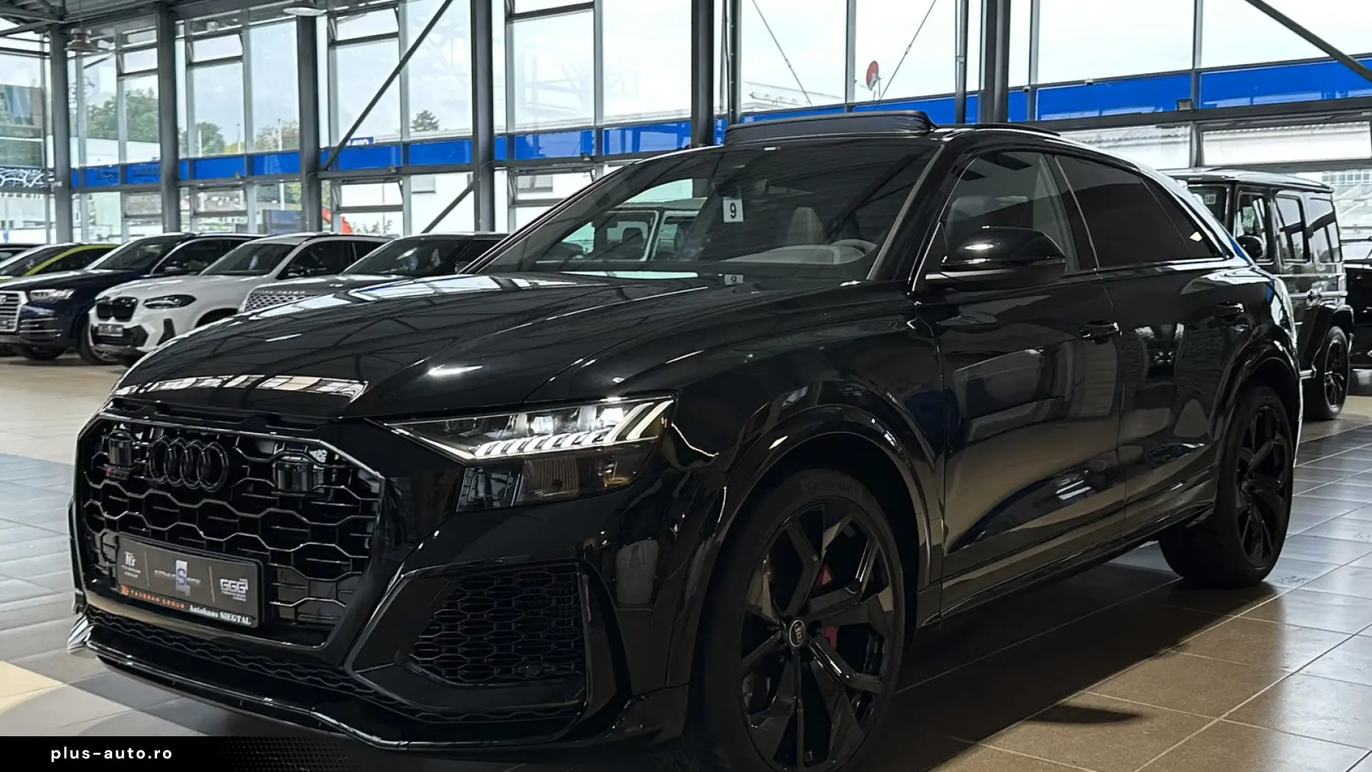 Audi RS Q8 quattro   V8 BITURBO PANO • MATRIX LED