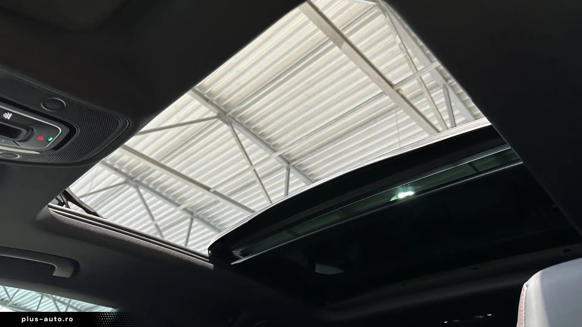 Audi RS Q8 quattro   V8 BITURBO PANO • MATRIX LED