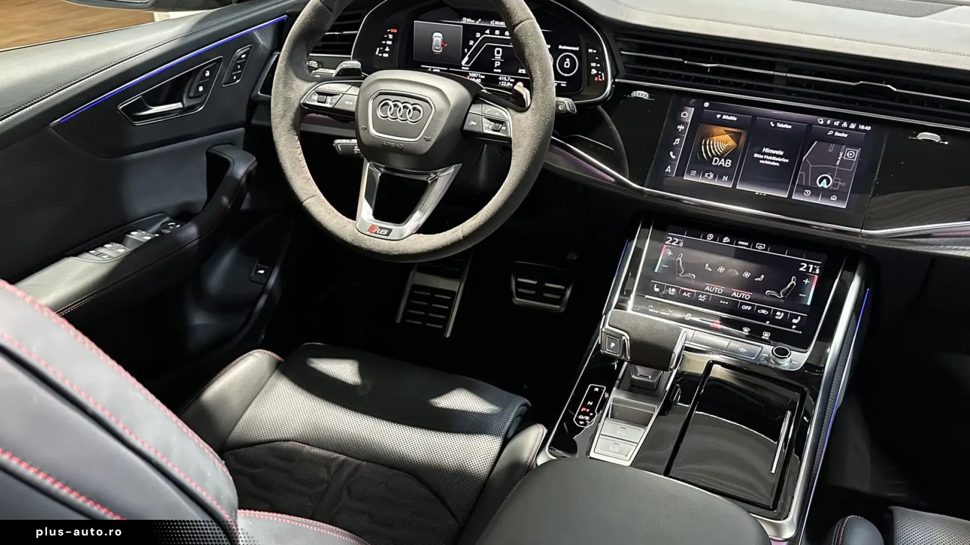 Audi RS Q8 quattro   V8 BITURBO PANO • MATRIX LED