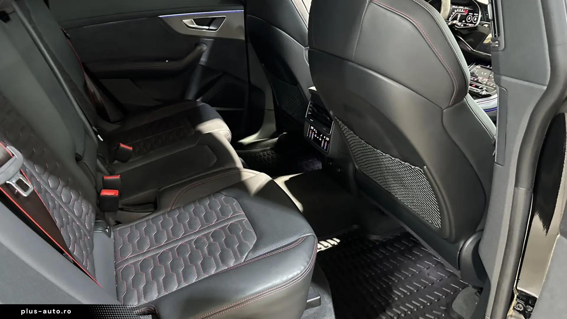 Audi RS Q8 quattro   V8 BITURBO PANO • MATRIX LED