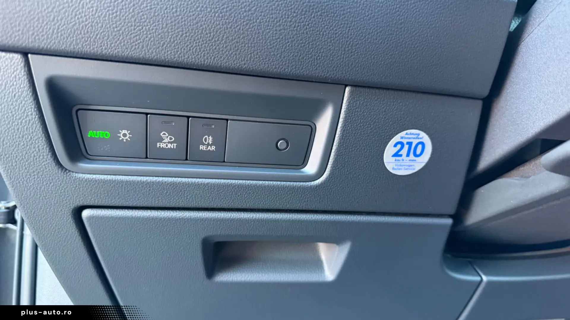 VW Touareg 3.0 V6 eHybrid 4MOTION   ELEGANCE