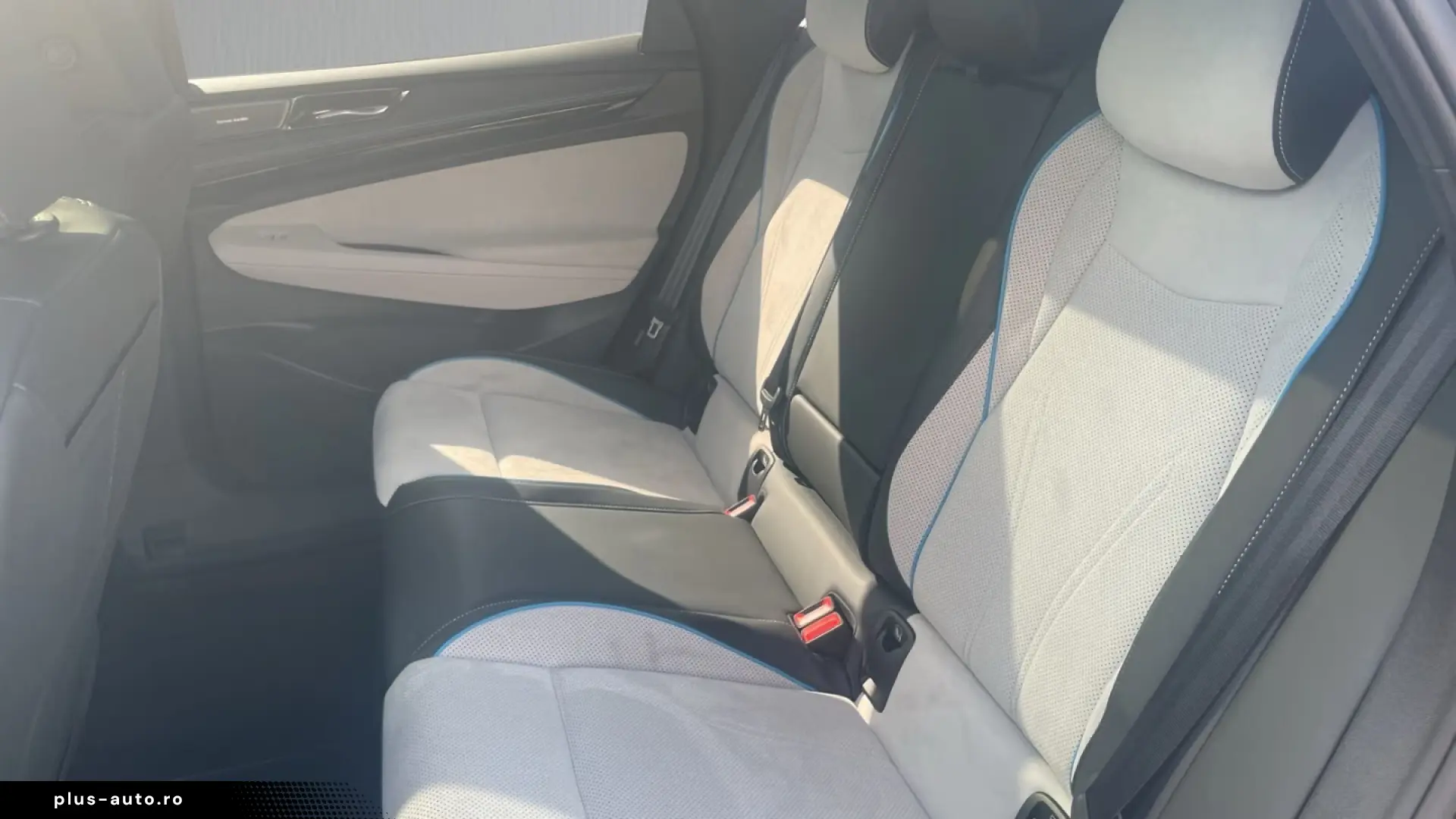 VW ID.7 Pro   SMART GLASS PANO • IQ.LIGHT MATRIX