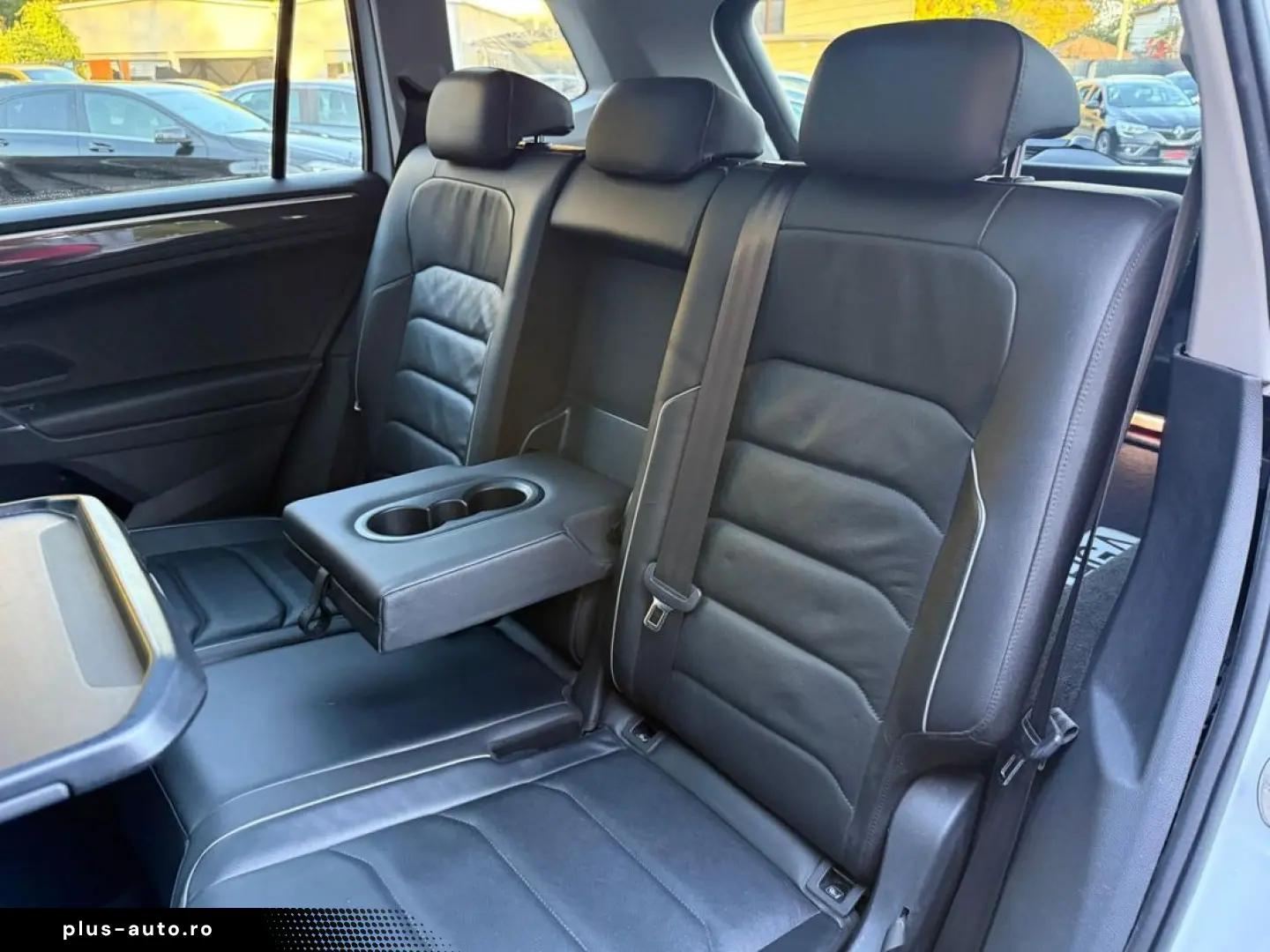 Volkswagen TIGUAN Allspace biturbo     Vindem in rate avans