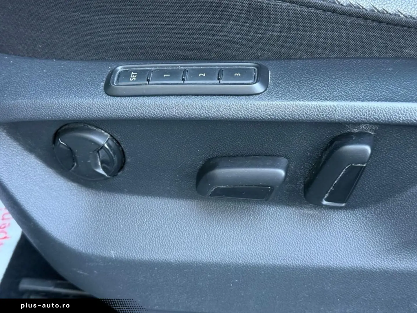Volkswagen TIGUAN Allspace biturbo     Vindem in rate avans