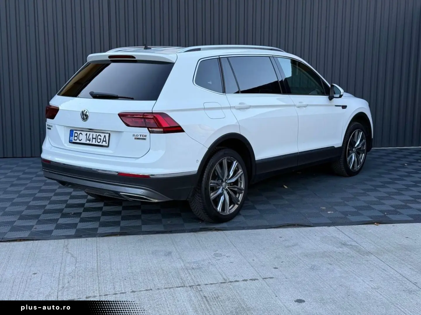 Volkswagen TIGUAN Allspace biturbo     Vindem in rate avans