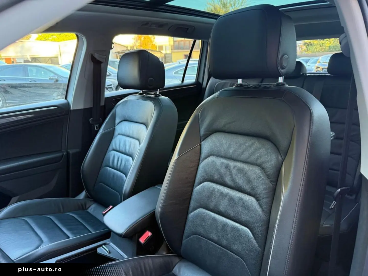 Volkswagen TIGUAN Allspace biturbo     Vindem in rate avans