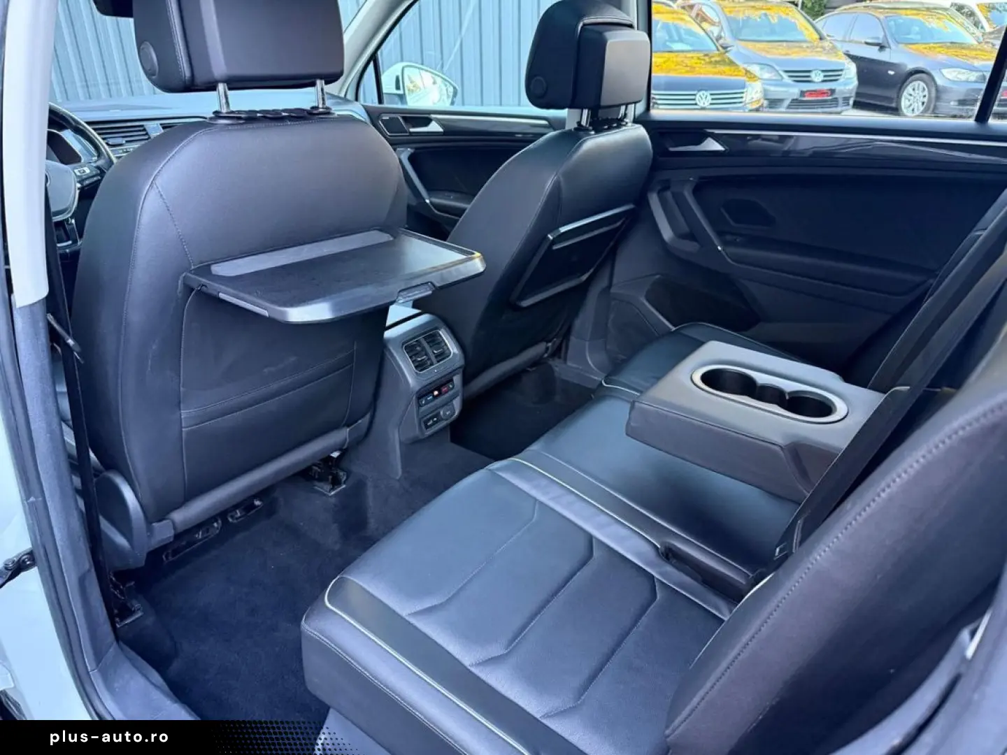Volkswagen TIGUAN Allspace biturbo     Vindem in rate avans
