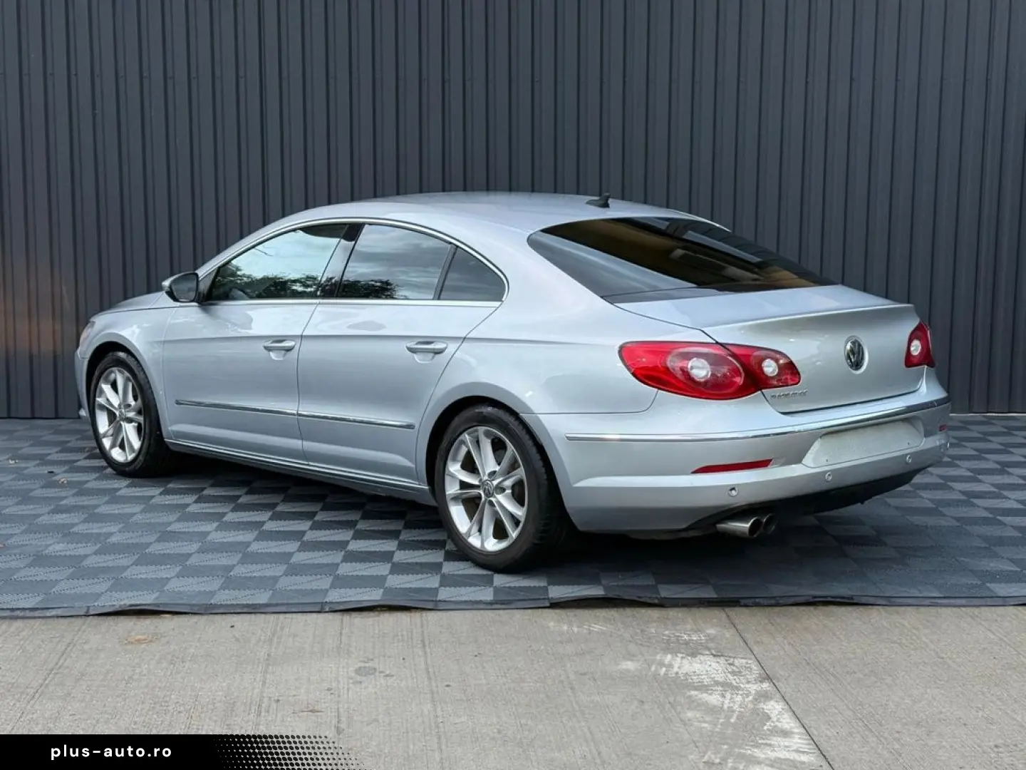 Volkswagen Passat-Cc