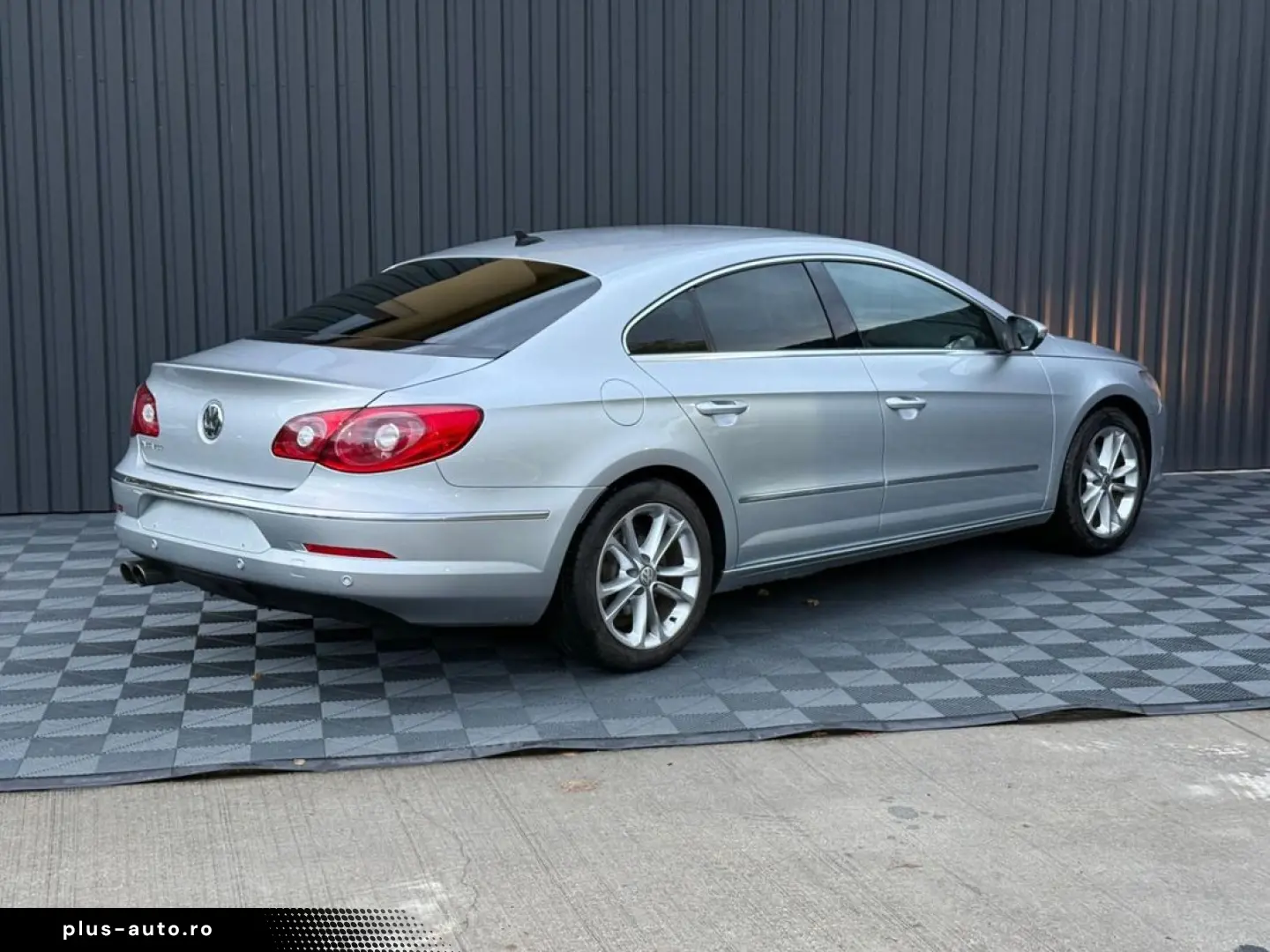 Volkswagen Passat-Cc