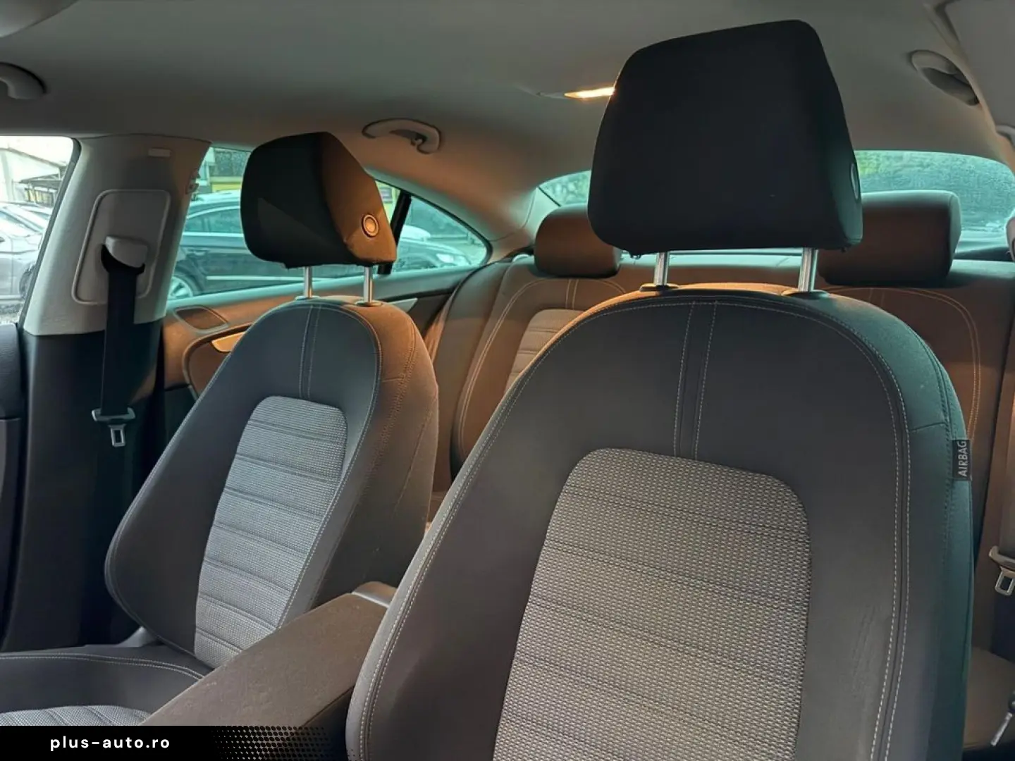 Volkswagen Passat-Cc