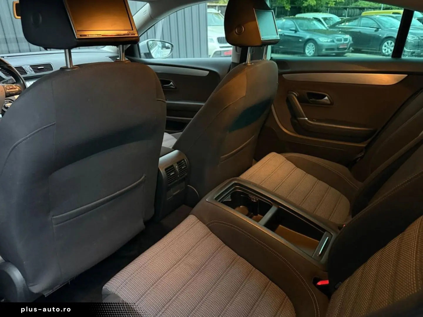 Volkswagen Passat-Cc