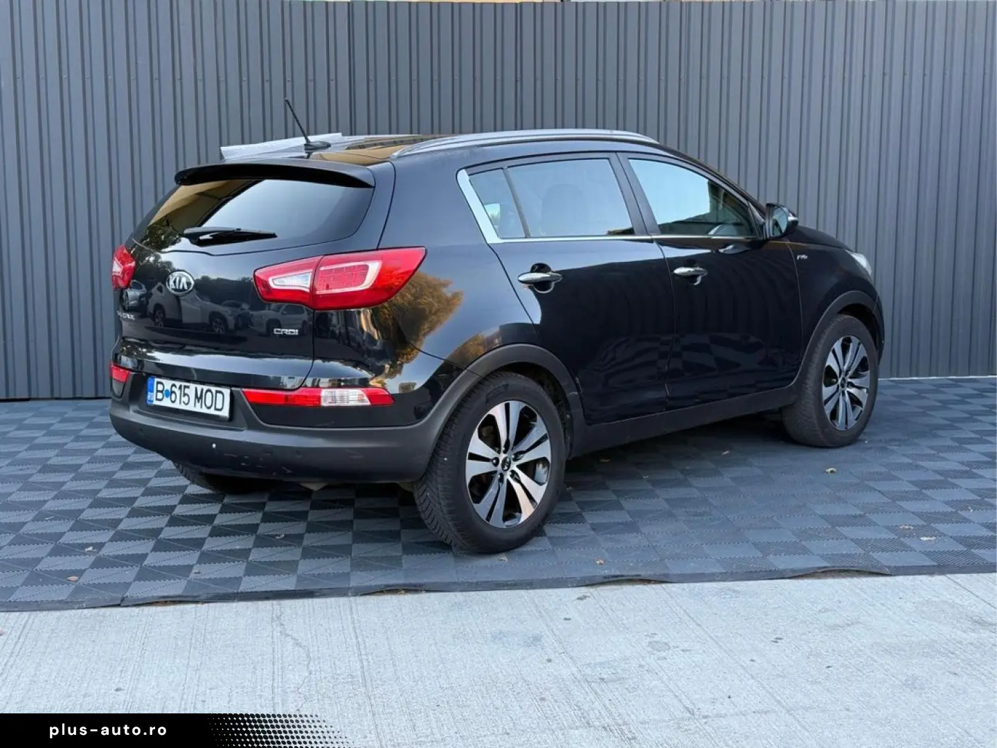 Kia Sportage 2.0CRDI 184cp AUTOMATA    Vindem in Rate Avans