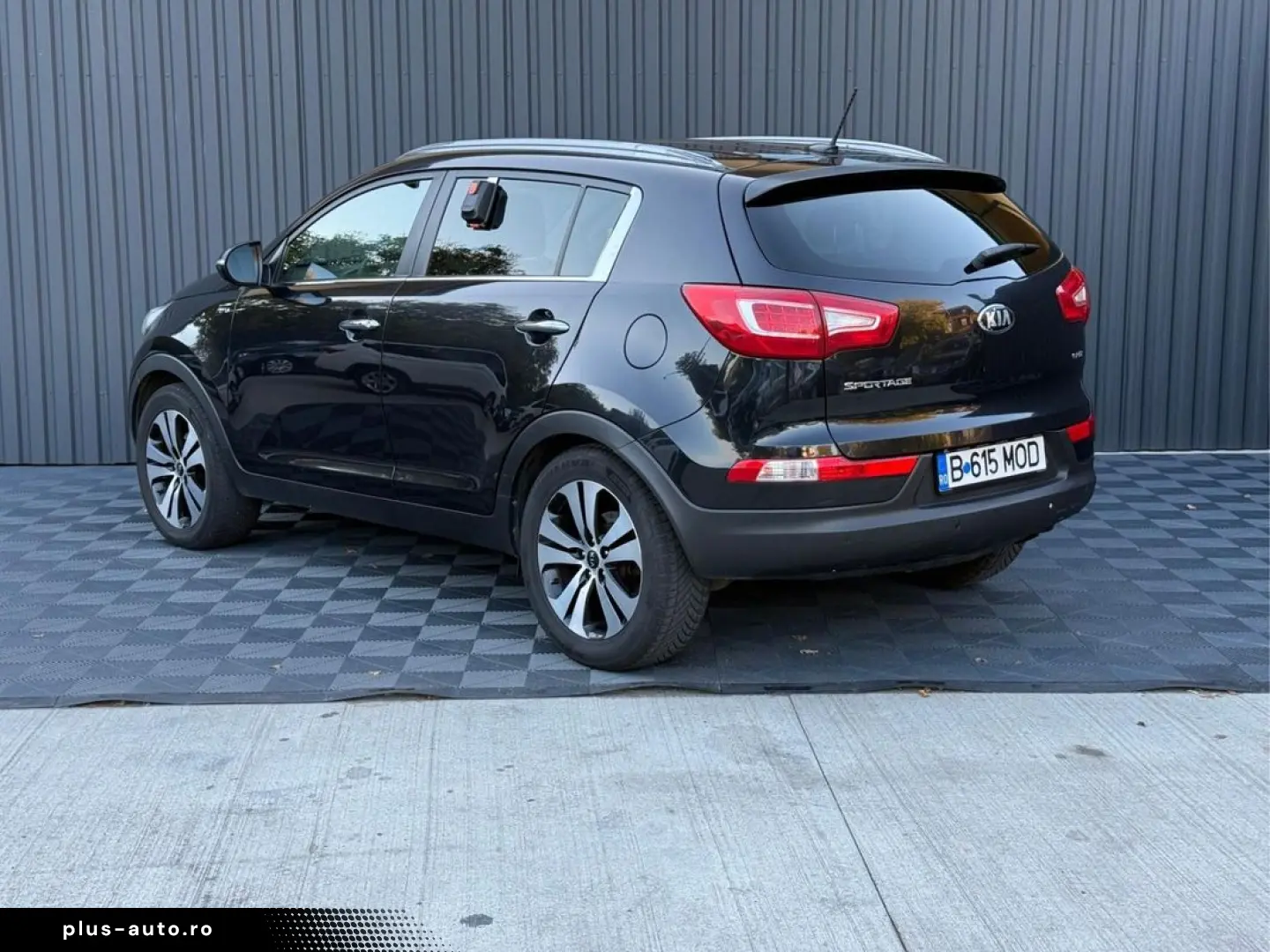 Kia Sportage 2.0CRDI 184cp AUTOMATA    Vindem in Rate Avans