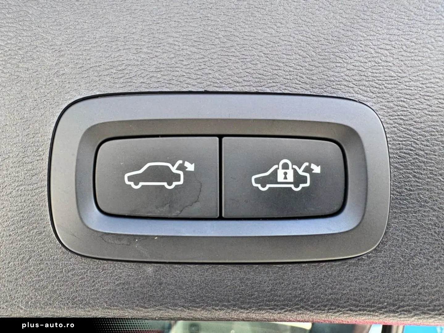 Volvo Xc-40
