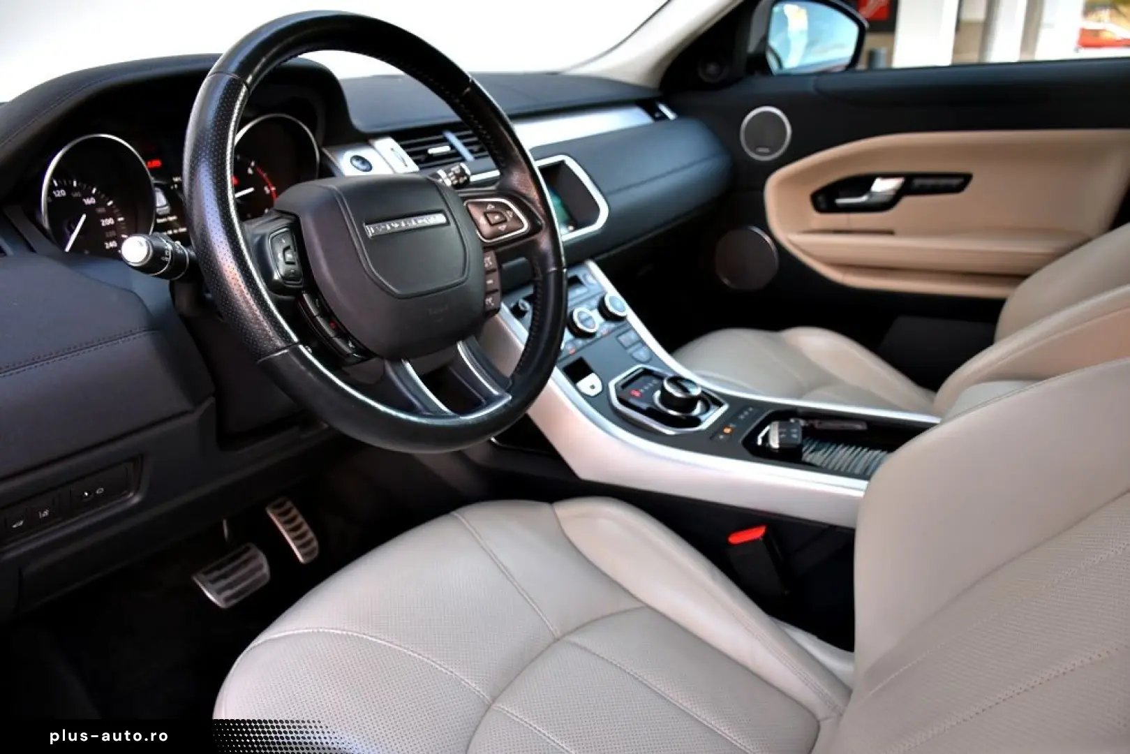 Land-Rover Range-Rover-Evoque