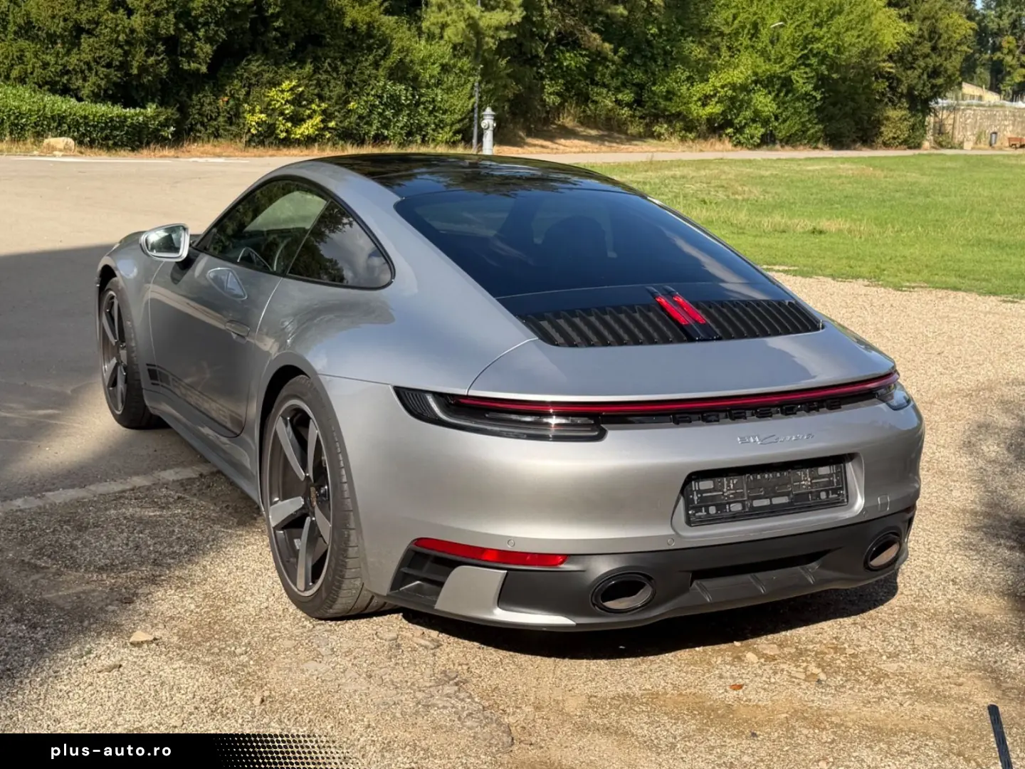 PORSCHE 992