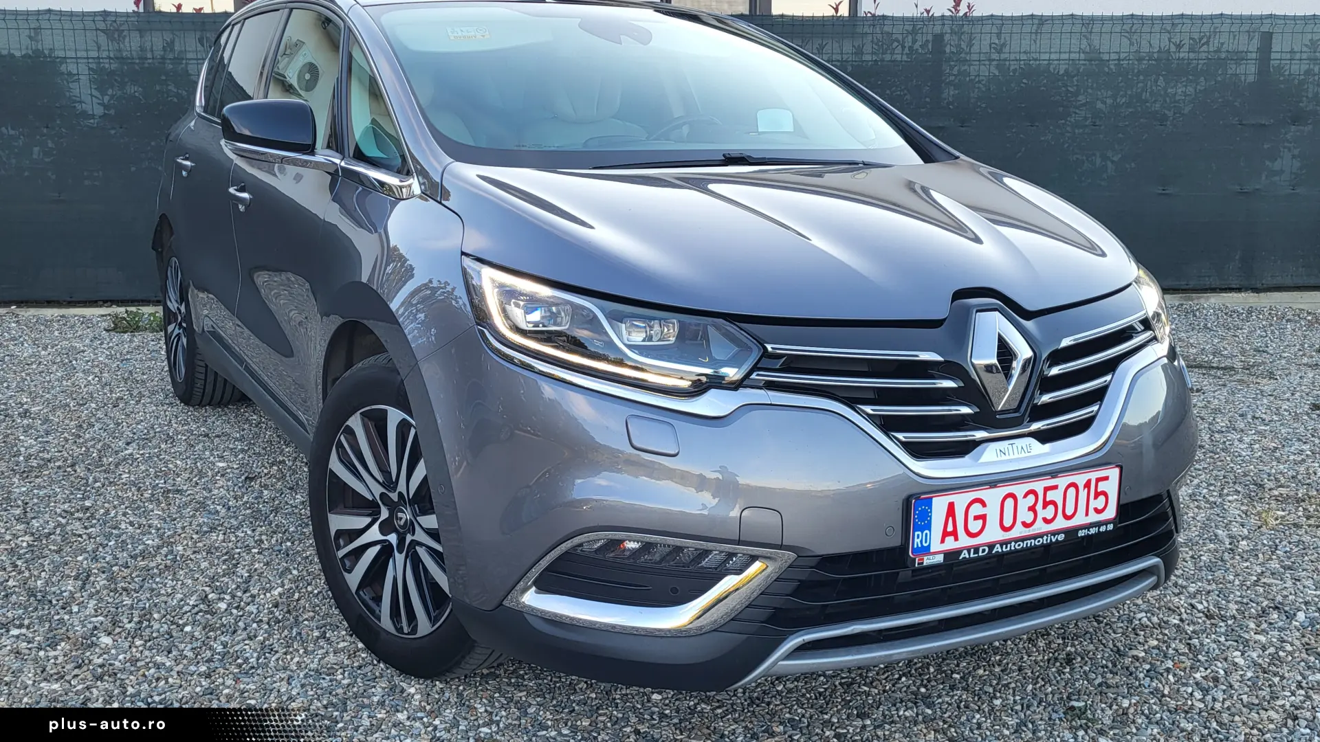 Renault Espace 1.6 dCi Energy Initiale Paris 7 Locuri