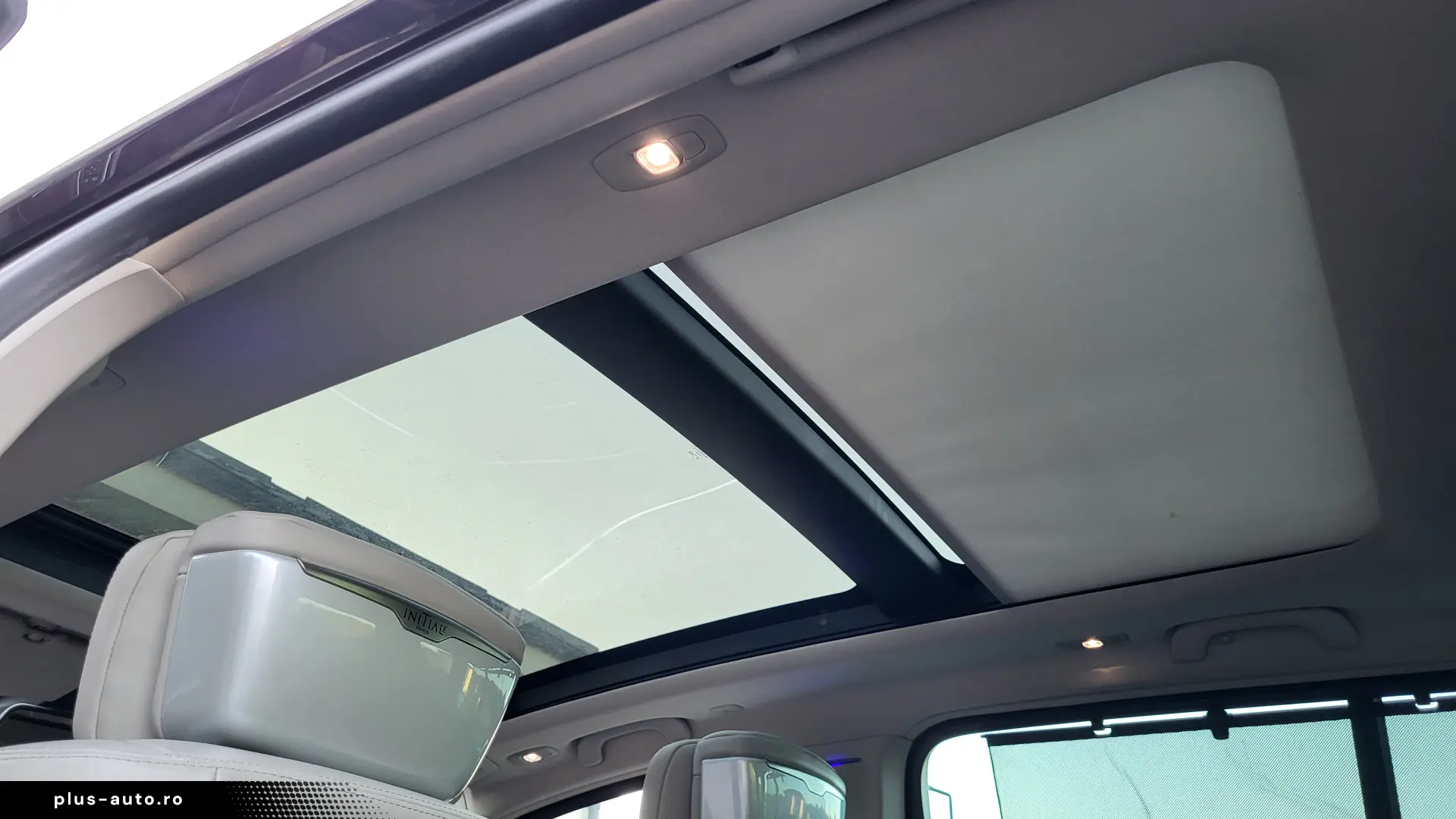 Renault Espace 1.6 dCi Energy Initiale Paris 7 Locuri