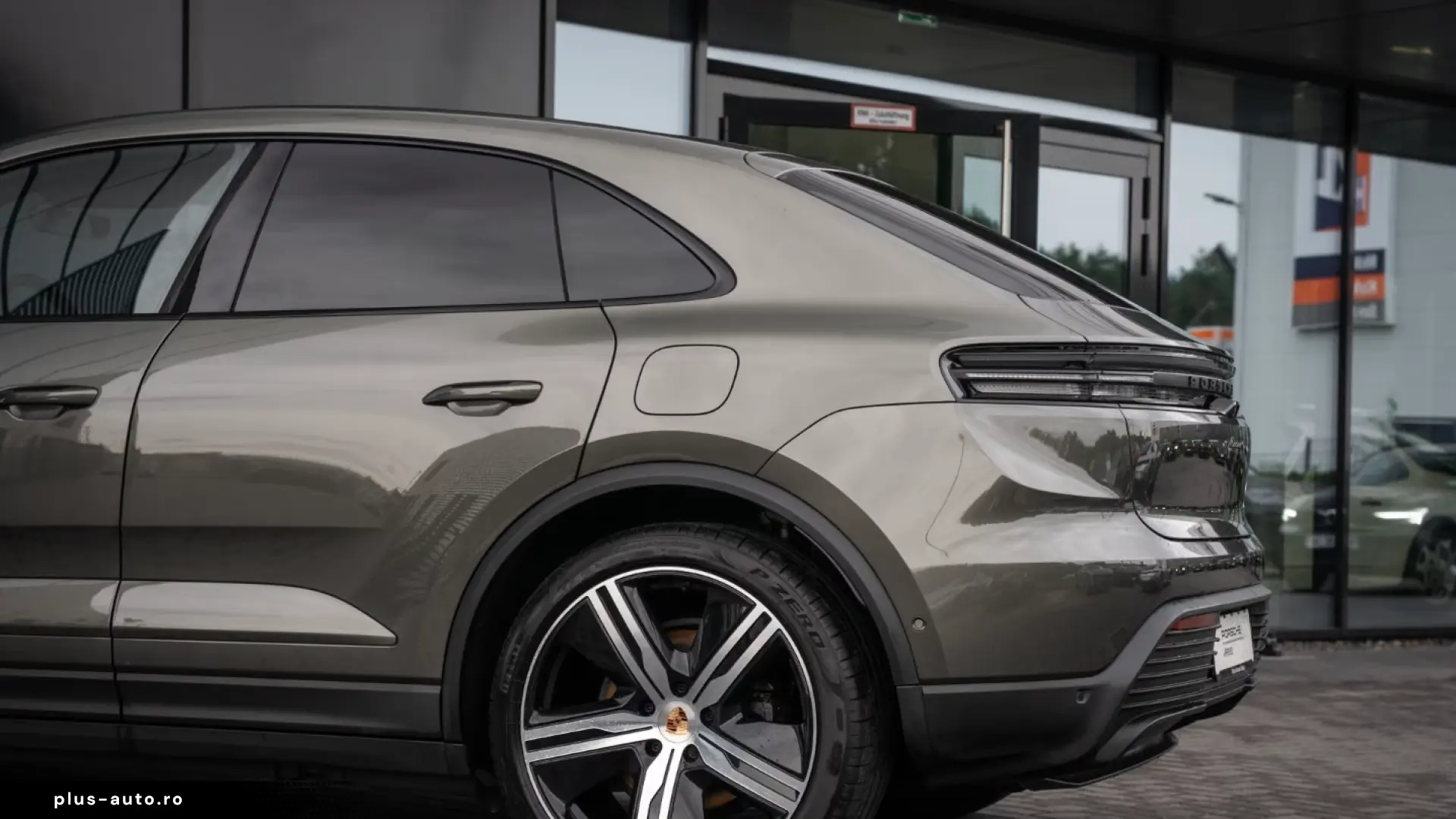 Porsche Macan 4 InnoDrive Surround-View BOSE
