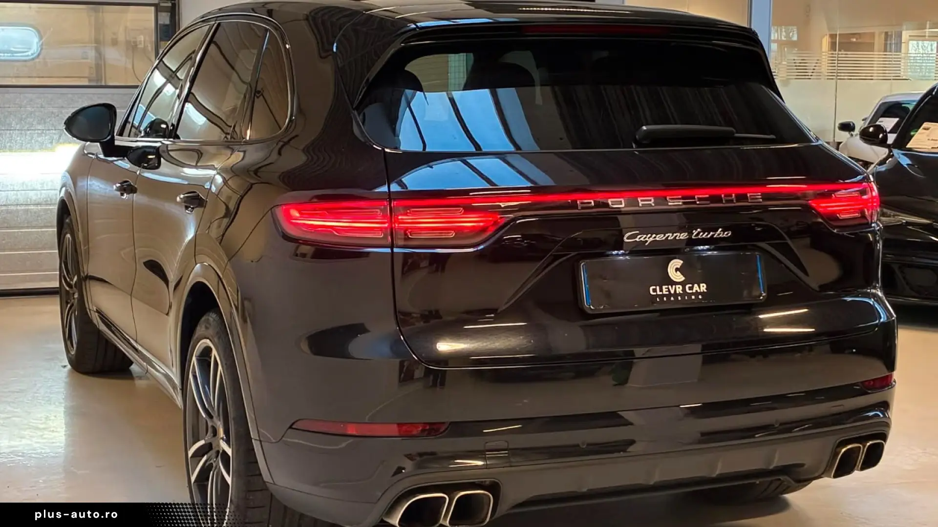 Porsche Cayenne Turbo   V8 BITURBO • SPORT CHRONO