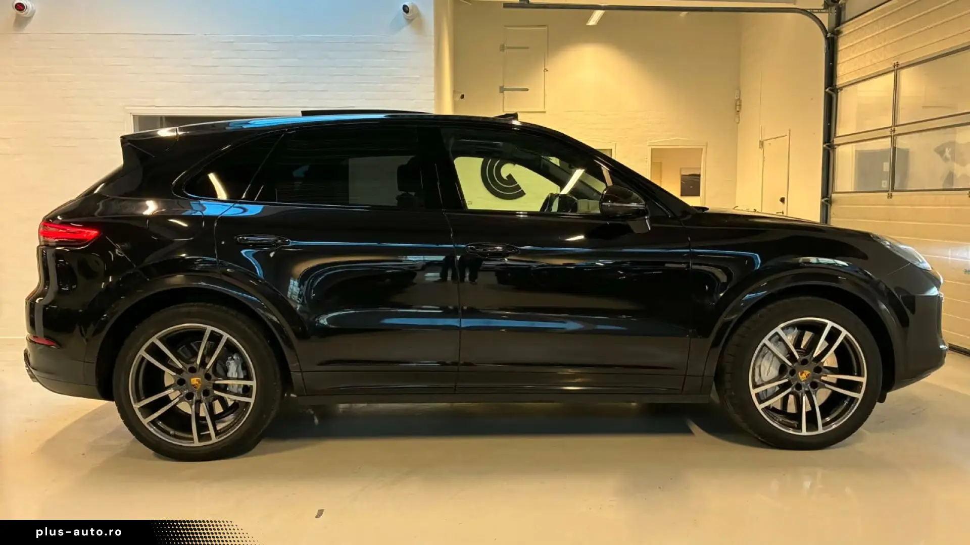 Porsche Cayenne Turbo   V8 BITURBO • SPORT CHRONO