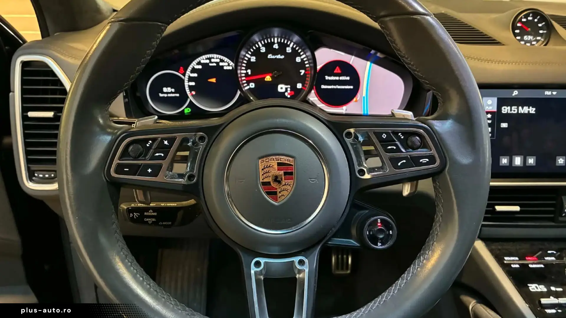Porsche Cayenne Turbo   V8 BITURBO • SPORT CHRONO