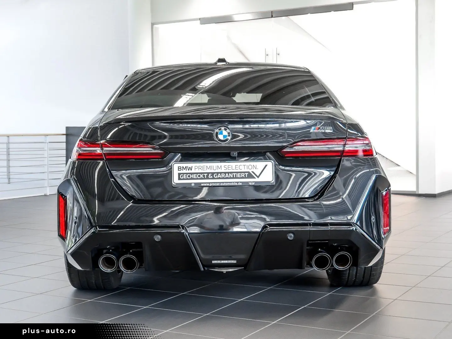 BMW M5 Limousine M Sport PANO ACC AHK 360 KAM RFK