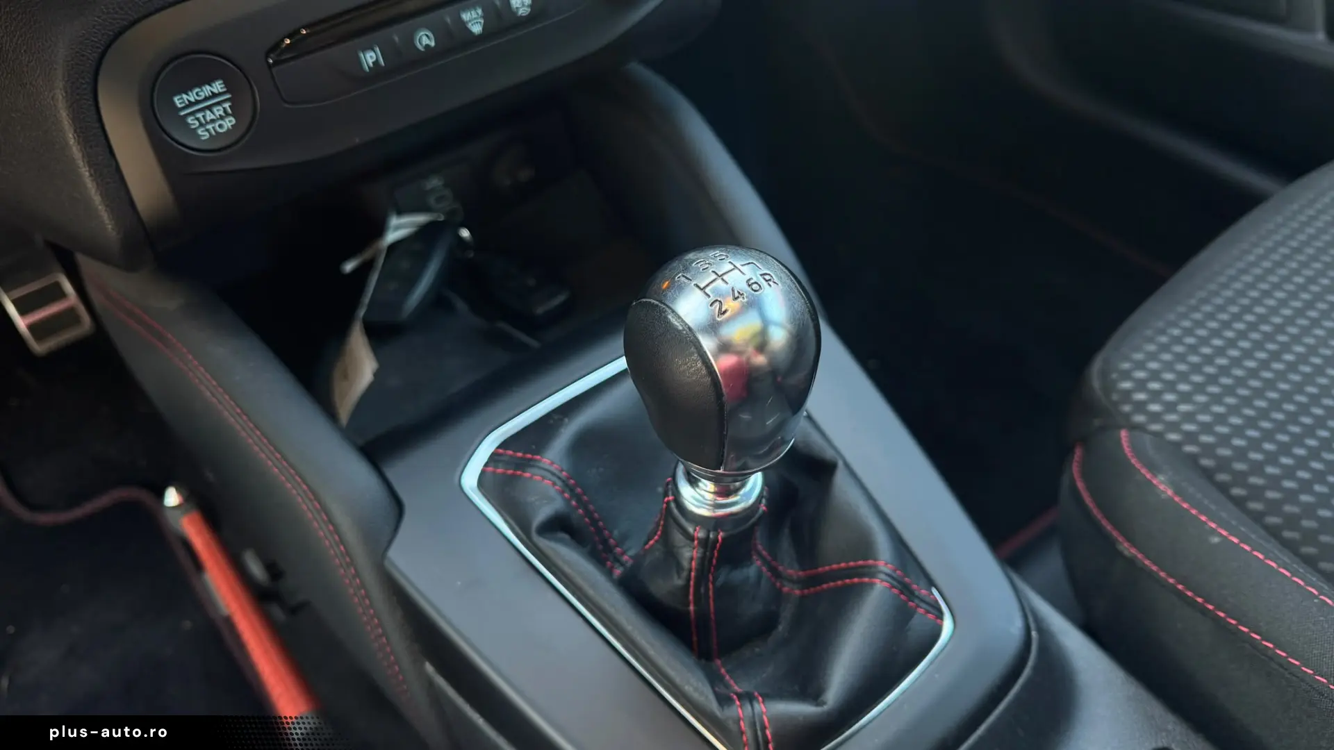 FORD FOCUS ST-LINE 2023
