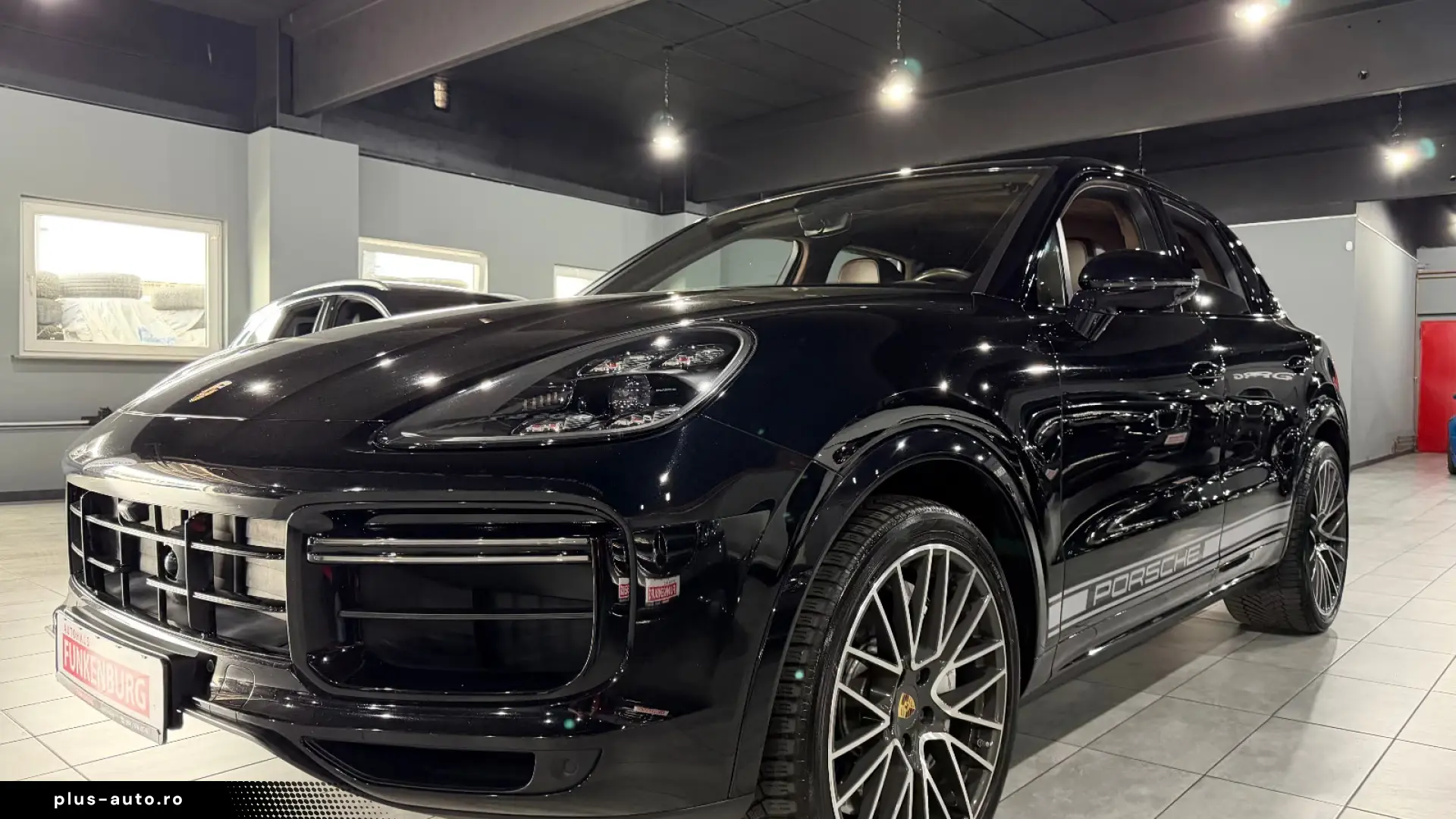 Porsche Cayenne Turbo   V8 BITURBO • PORSCHE APPROVED