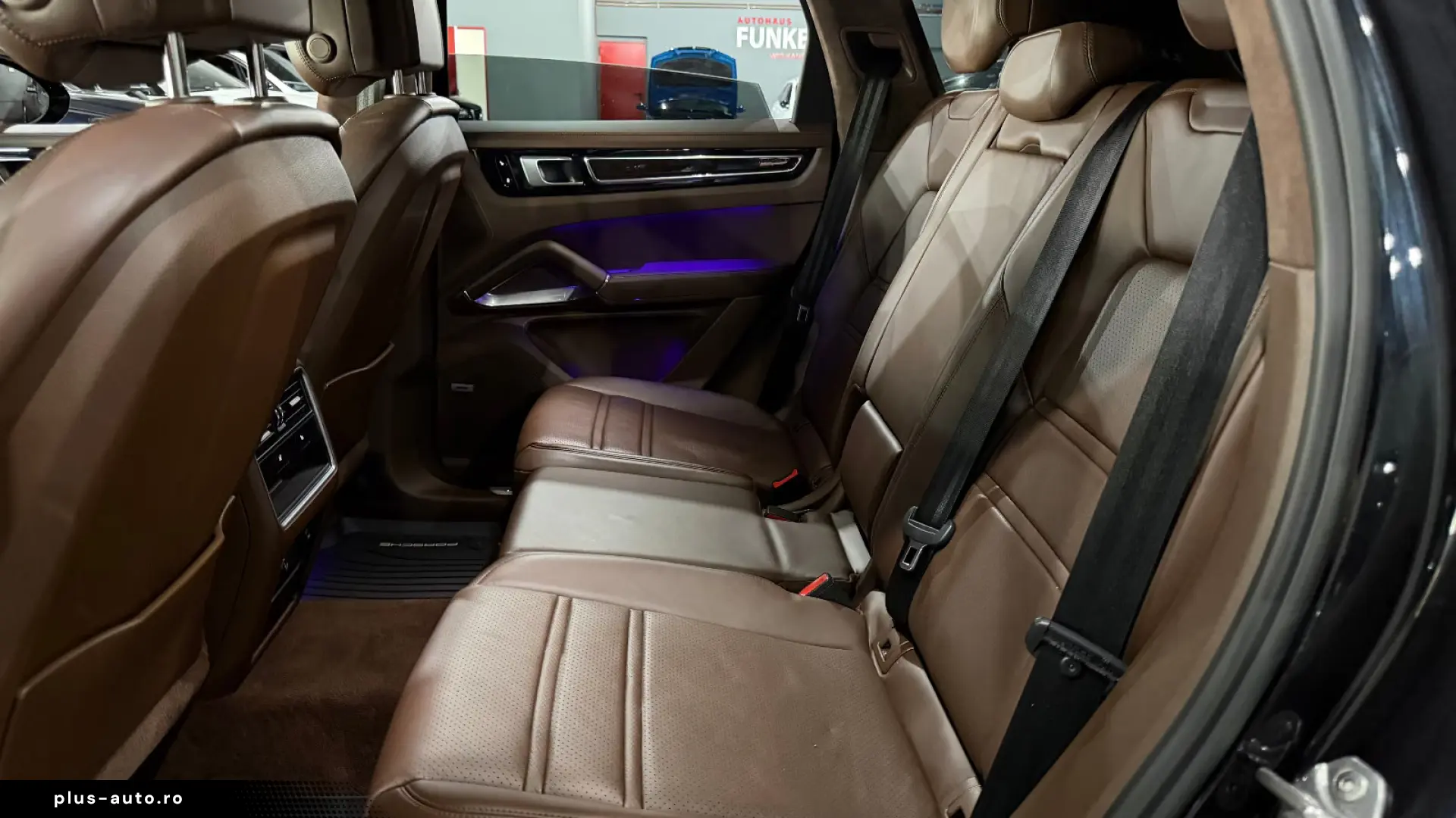 Porsche Cayenne Turbo   V8 BITURBO • PORSCHE APPROVED