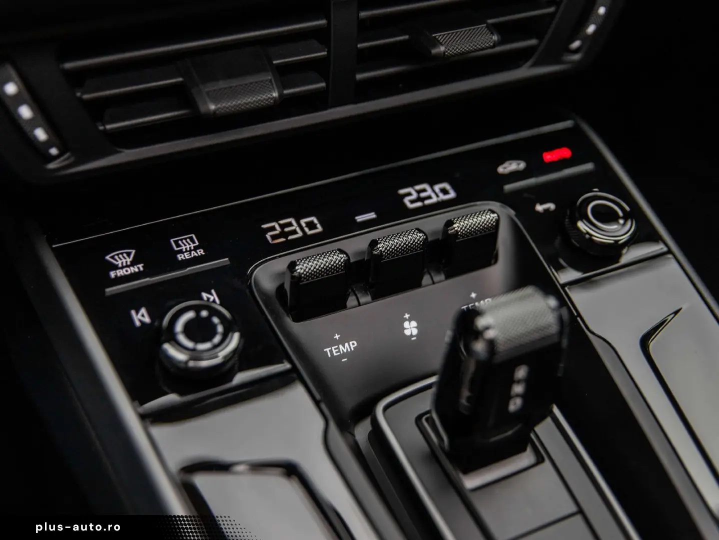 PORSCHE 992 911 Carrera 3.0 Turbo PDK