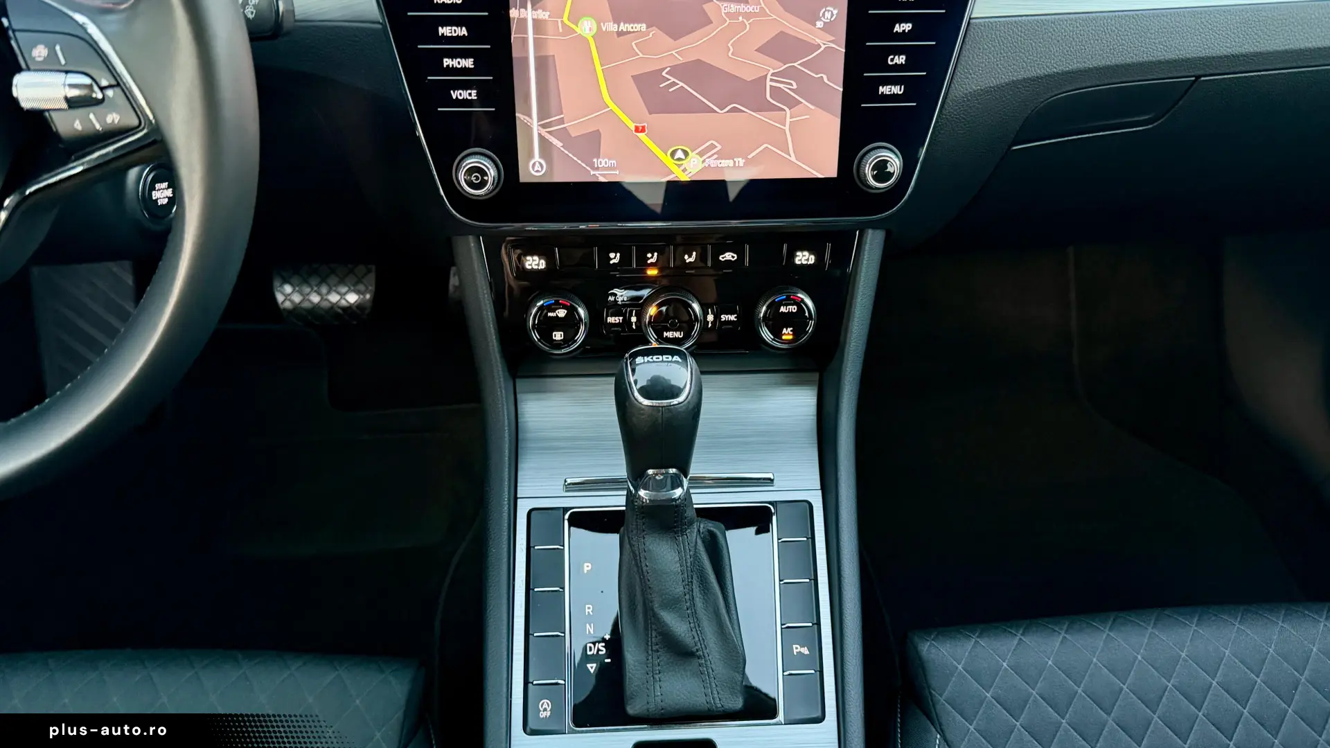 SKODA SUPERB 2024