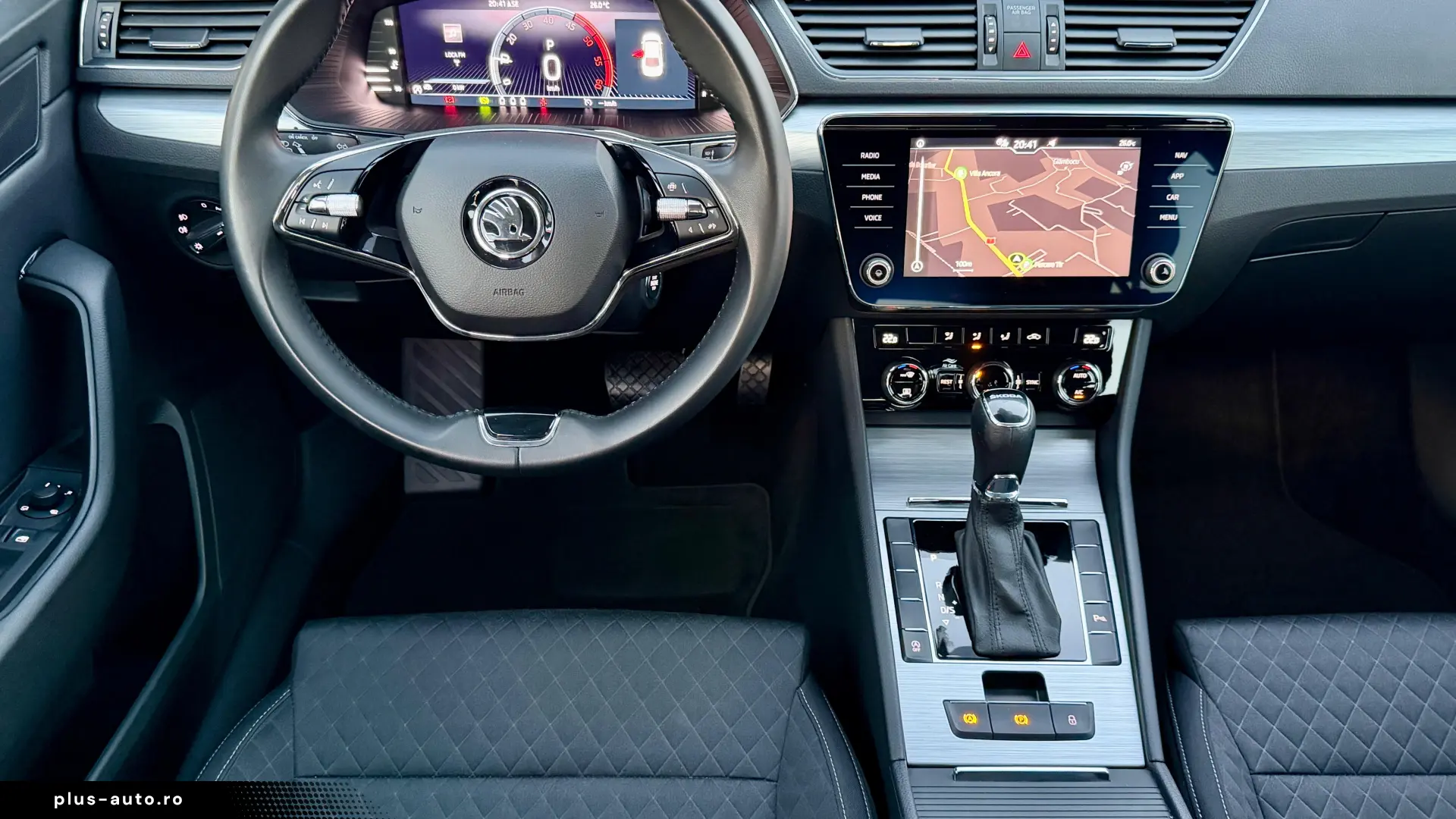 SKODA SUPERB 2024