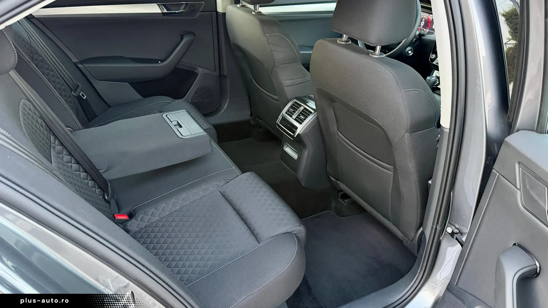 SKODA SUPERB 2024