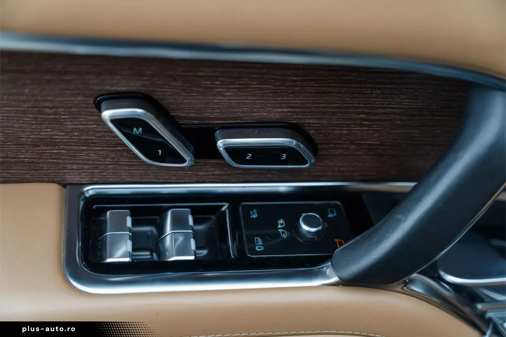 Land-Rover Range-Rover