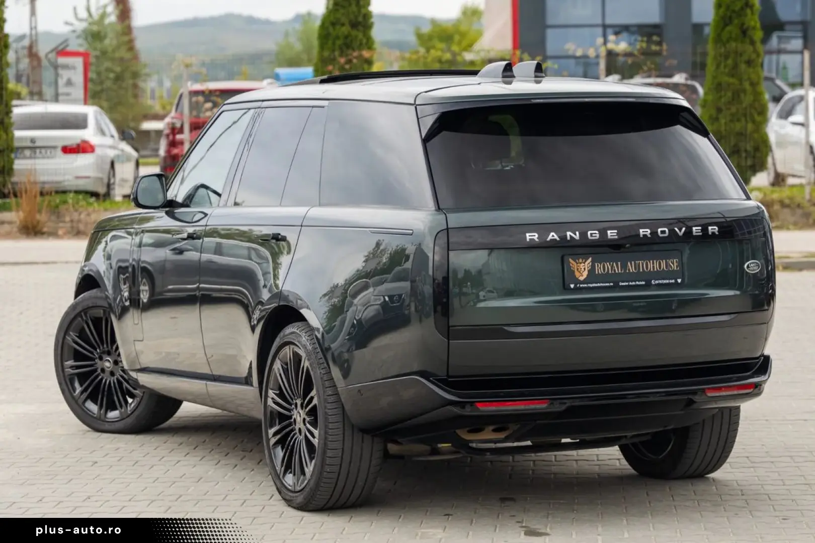 Land-Rover Range-Rover