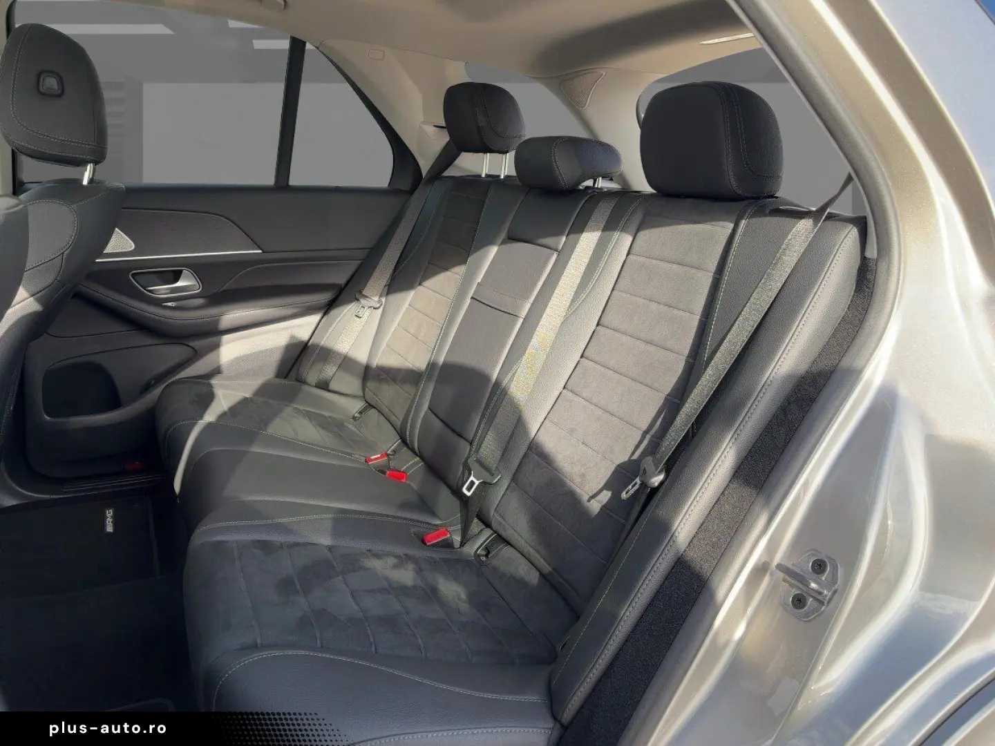 MERCEDES-BENZ GLE 350 de AMG PANO DIST KEYG 360 AHK &hellip;