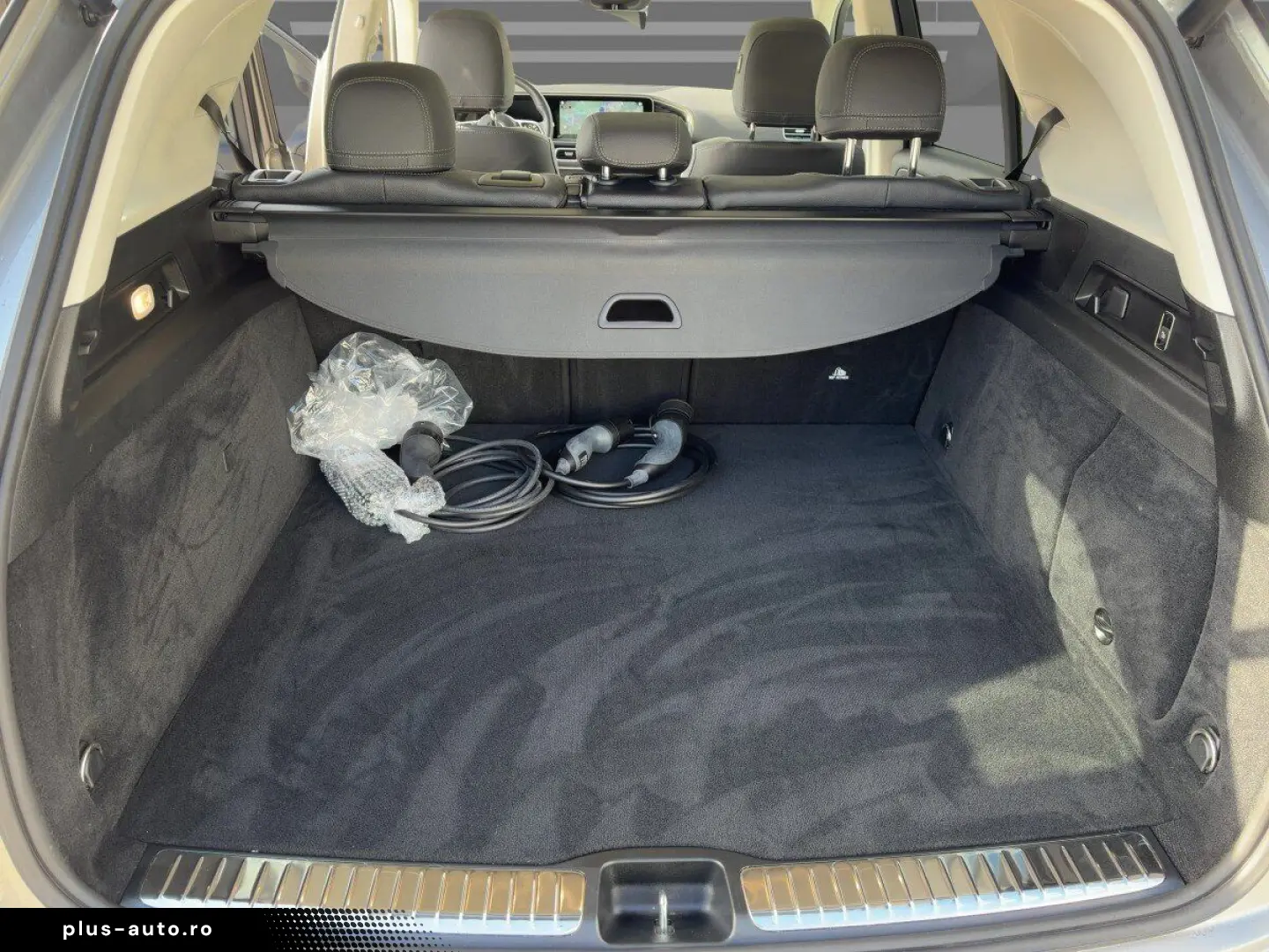 MERCEDES-BENZ GLE 350 de AMG PANO DIST KEYG 360 AHK &hellip;